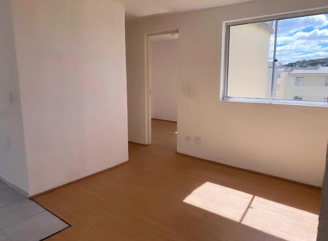 EXCELENTE APARTAMENTO COM 02 QUARTOS EM CURITIBA