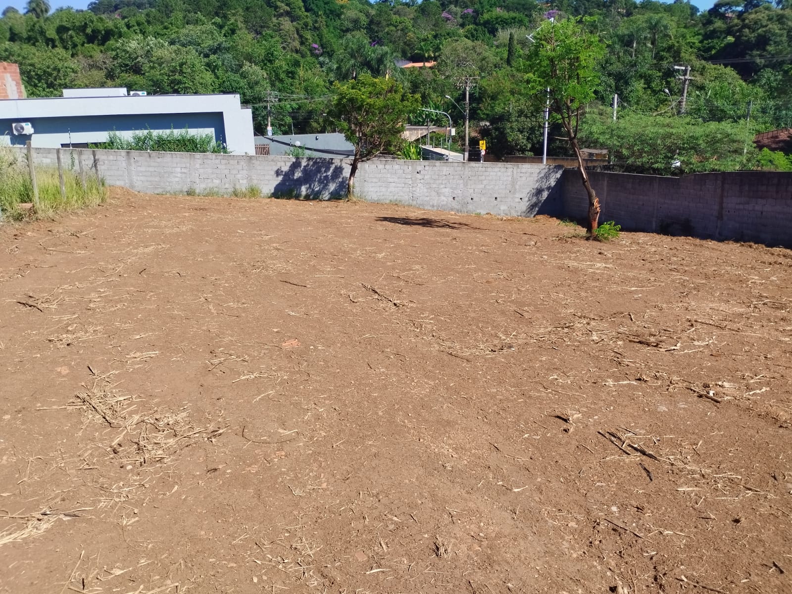 Terreno de 1000 m2 em Atibaia 380 mil