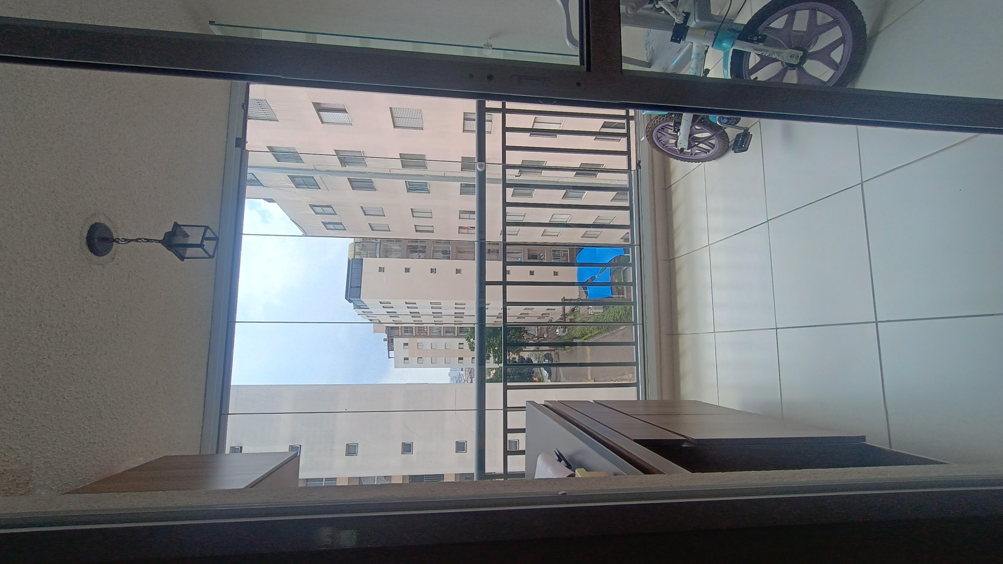 apartamento na rua solidonio leite