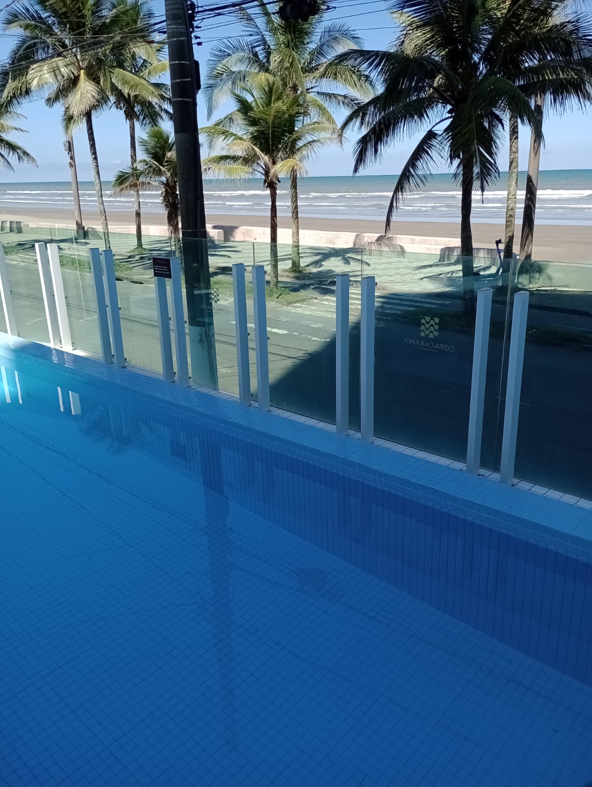 Apartamento 2 Dorms - Frente ao mar