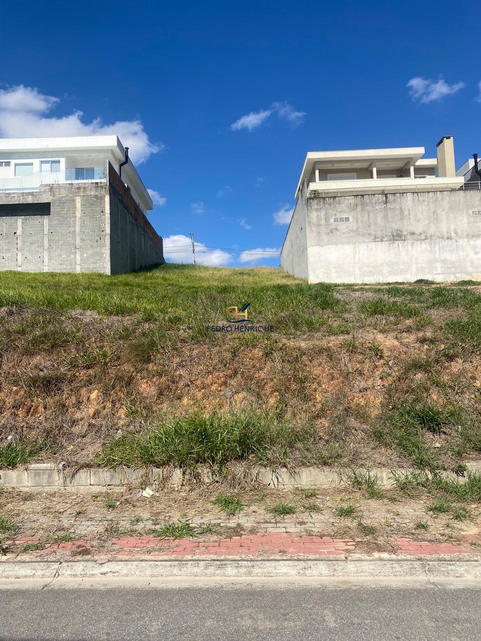 Lote/Terreno de 490m² no bairro Condomínio Residencial Jaguary, em São José dos Campos