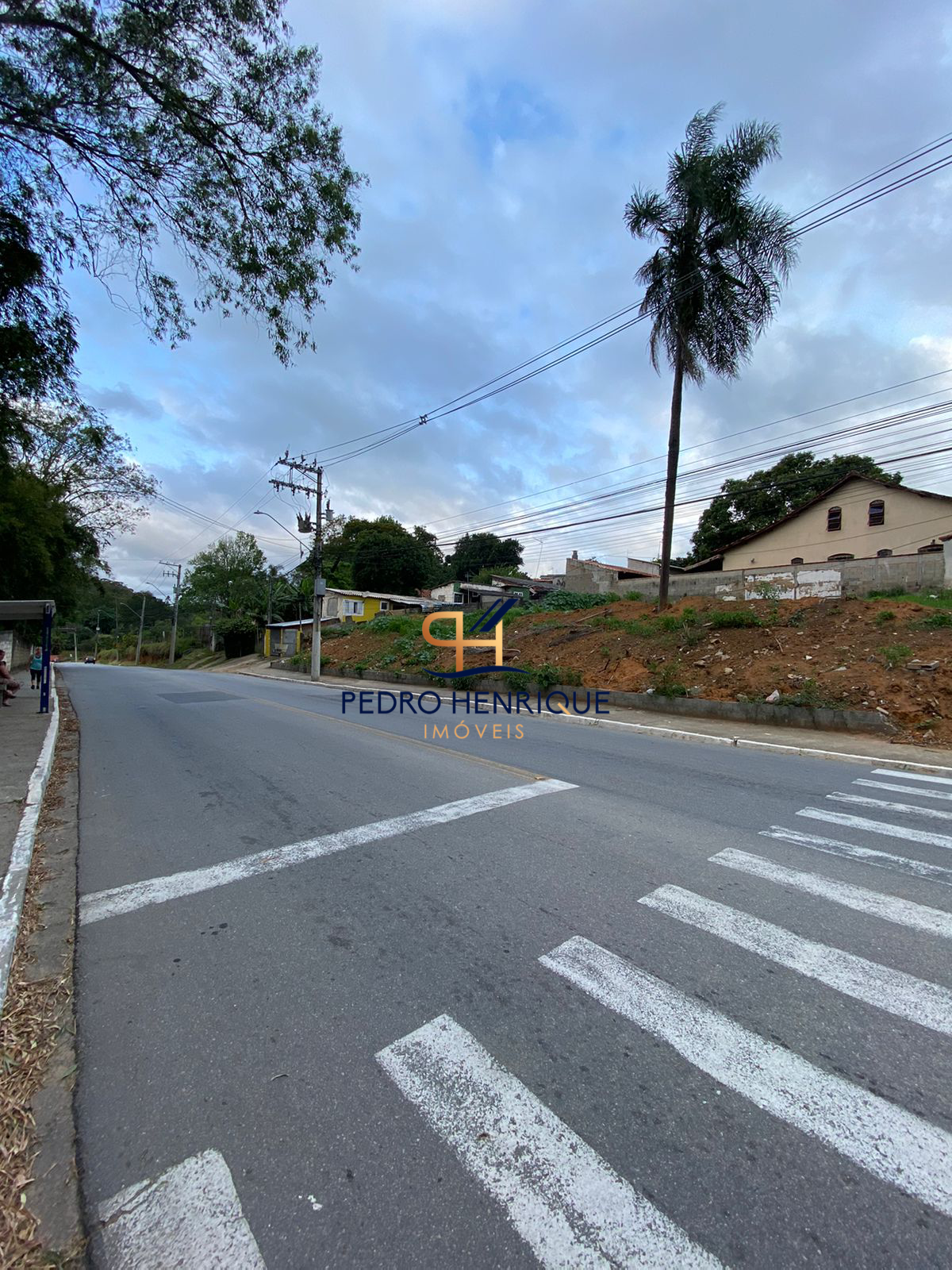Lote/Terreno de 914m² no bairro Putim, em São José dos Campos