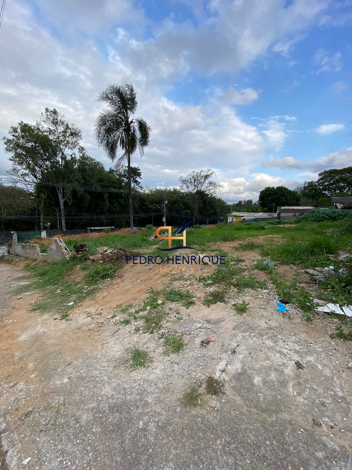 Lote/Terreno de 914m² no bairro Putim, em São José dos Campos