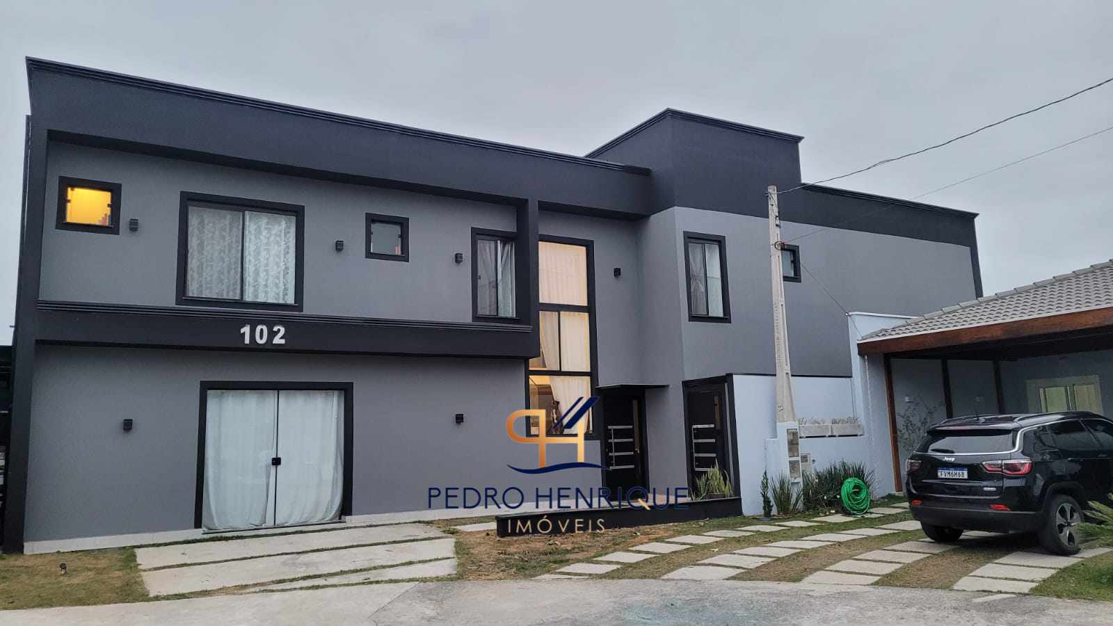 Casa de Condomínio de 3 quartos, 230m² no bairro Jardim Jacinto, em Jacareí
