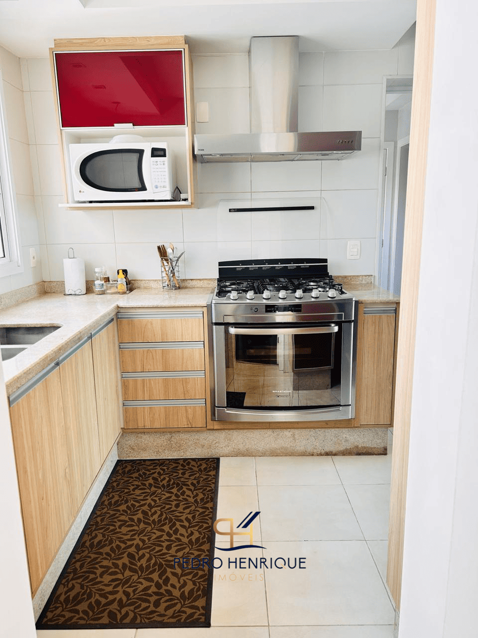 Apartamento de 3 quartos, 190m² no bairro Jardim Das Colinas, em São José dos Campos