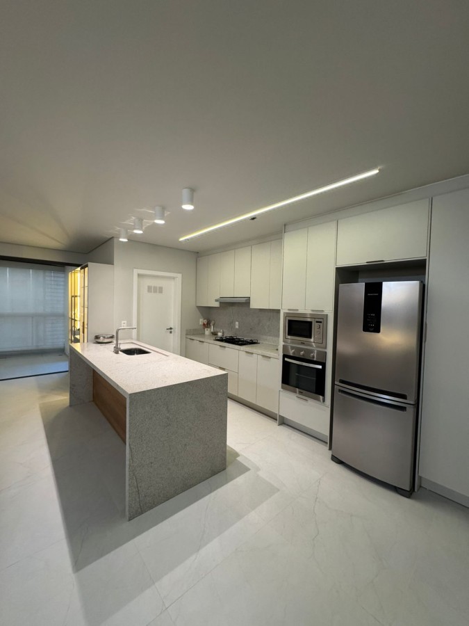 Apartamento para Venda em Porto Belo, Pereque, 3 dormitórios, 3 suítes, 3 banheiros, 2 vagas