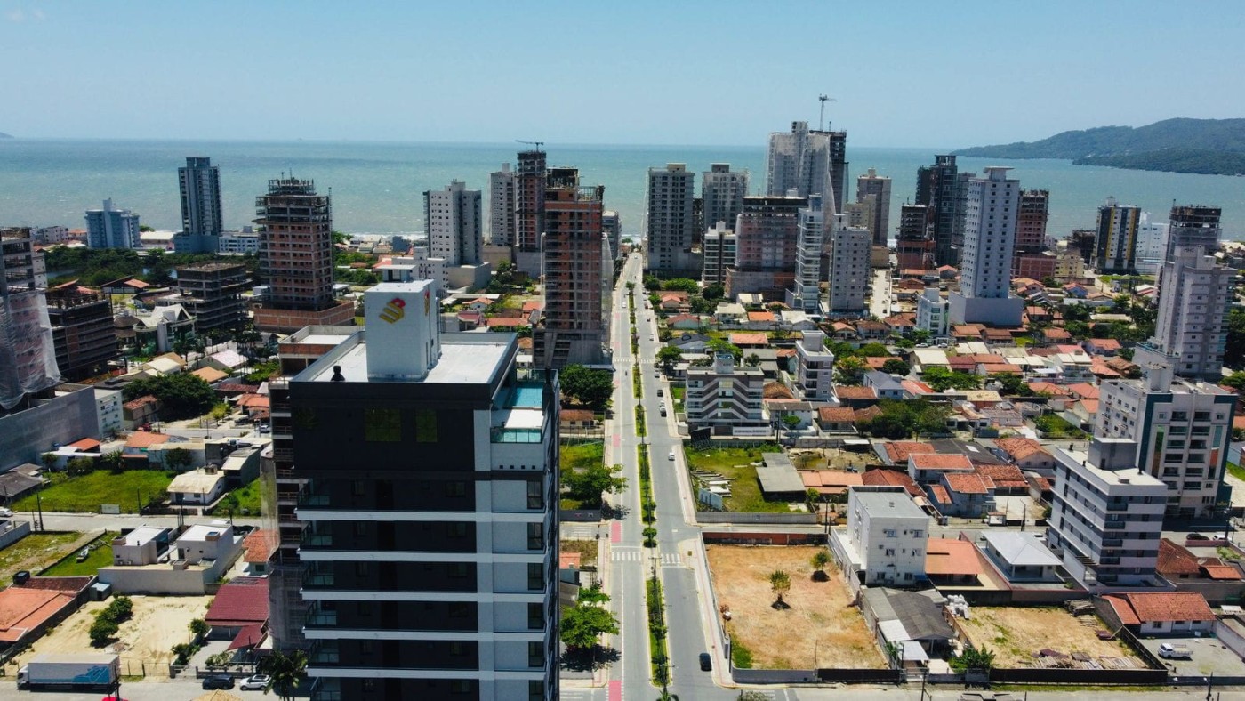 Apartamento para Venda em Porto Belo, Pereque, 3 dormitórios, 3 suítes, 3 banheiros, 2 vagas