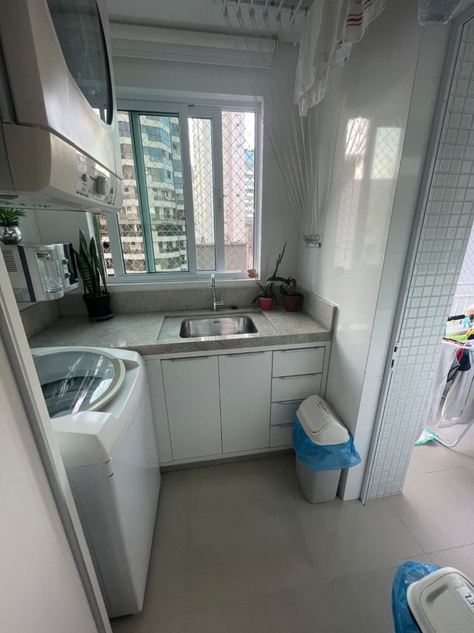 Apartamento para Venda em Balneário Camboriú, 3420, 3 dormitórios, 3 suítes, 4 banheiros, 2 vagas