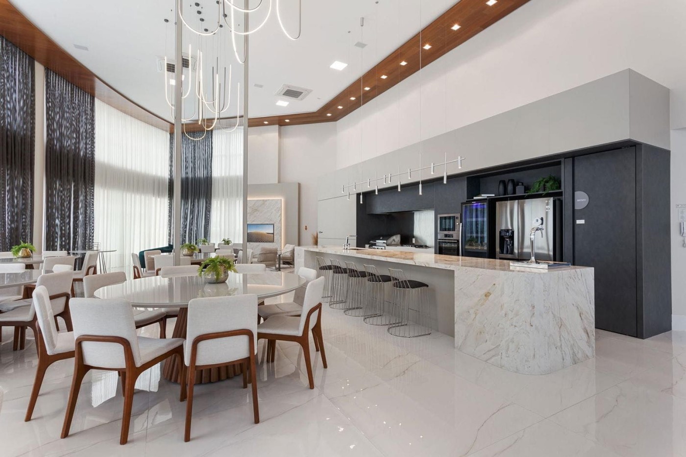Apartamento para Venda em Balneário Camboriú, Av. Atlântica, 3 dormitórios, 3 suítes, 2 vagas