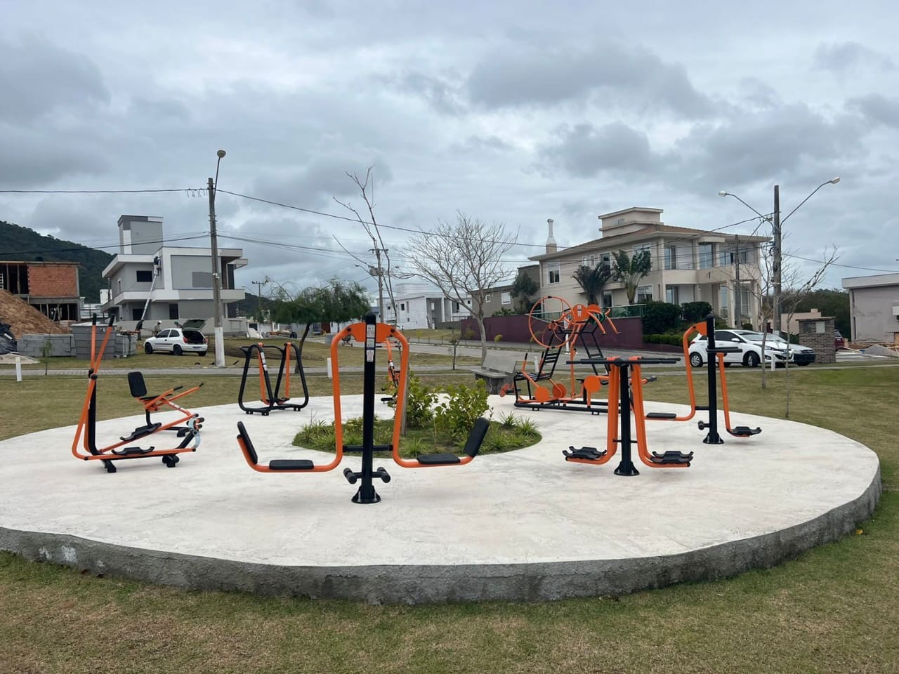 Casa para Venda em Florianópolis, Alto dos Ingleses, 3 dormitórios, 3 banheiros, 4 vagas