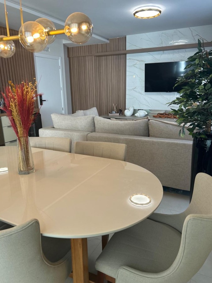 Apartamento para Venda em Itapema, meia praia, 3 dormitórios, 4 banheiros, 2 vagas