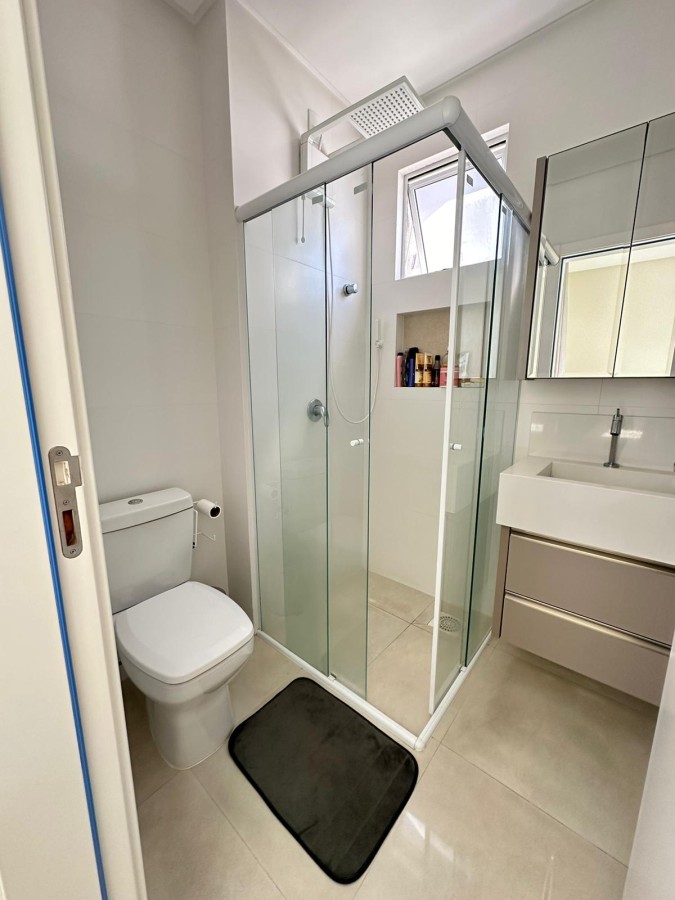 Apartamento para Venda em Itapema, meia praia, 3 dormitórios, 4 banheiros, 2 vagas