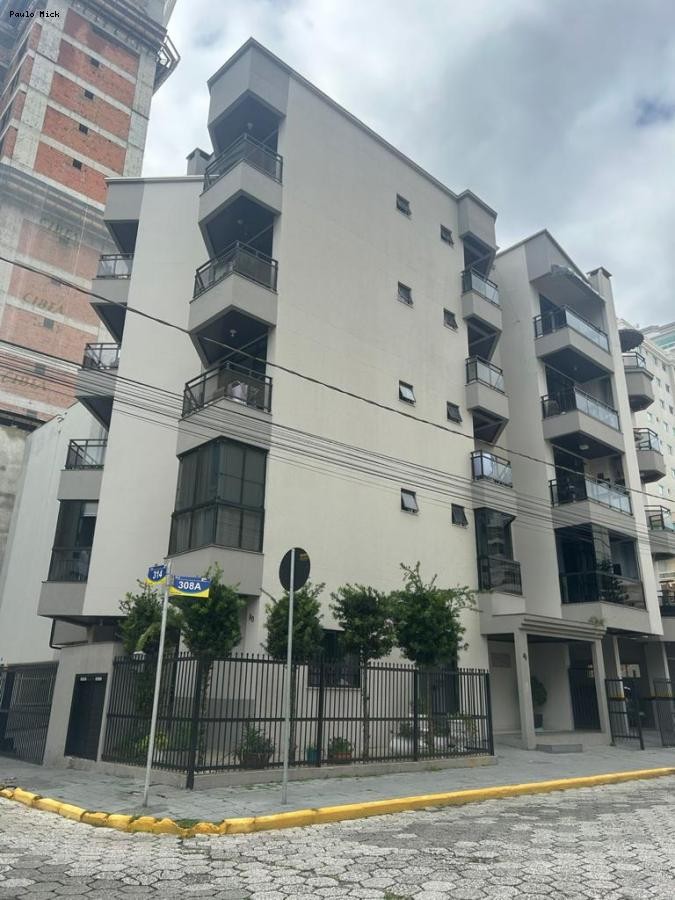 Apartamento para Venda em Itapema, meia praia, 3 dormitórios, 2 banheiros, 1 vaga