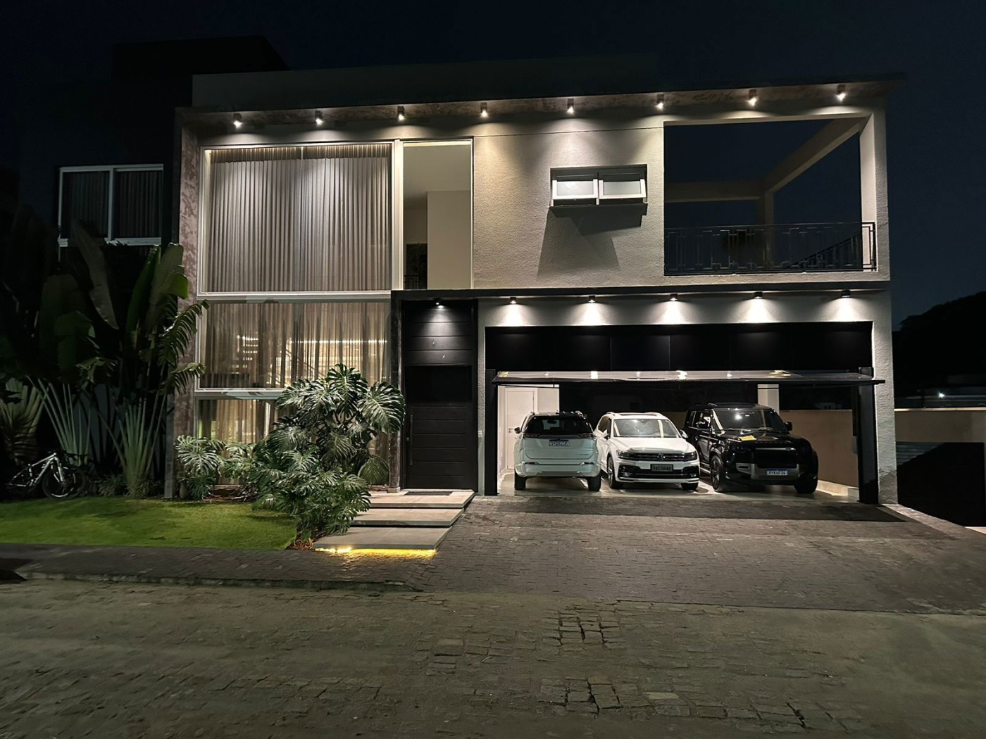 Casa para Venda em Camboriú, Avenida das Arapongas, 5 dormitórios, 6 banheiros, 6 vagas