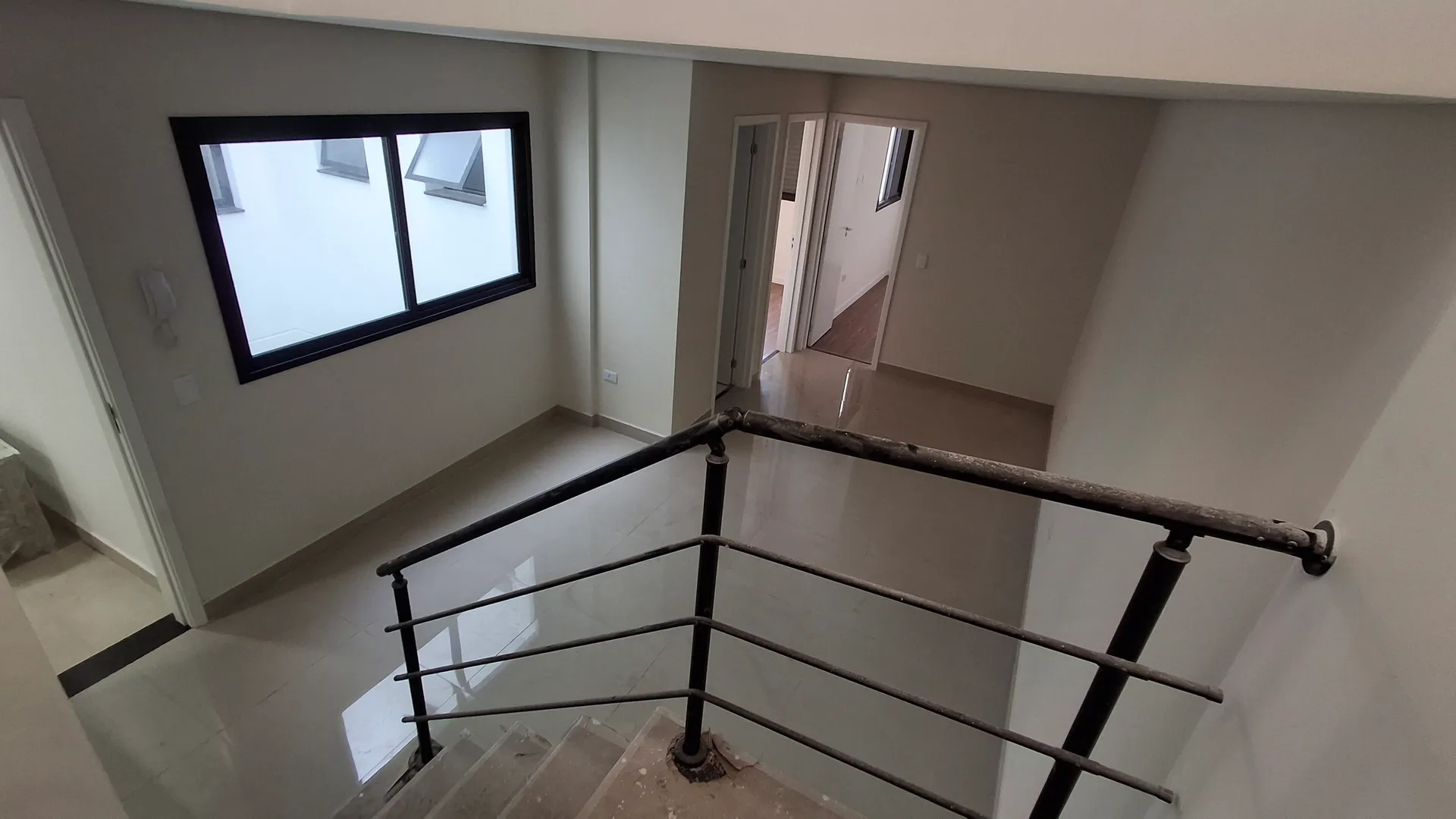 Cobertura dupléx sem condominio 2 dorm com elevador até o Terraço 