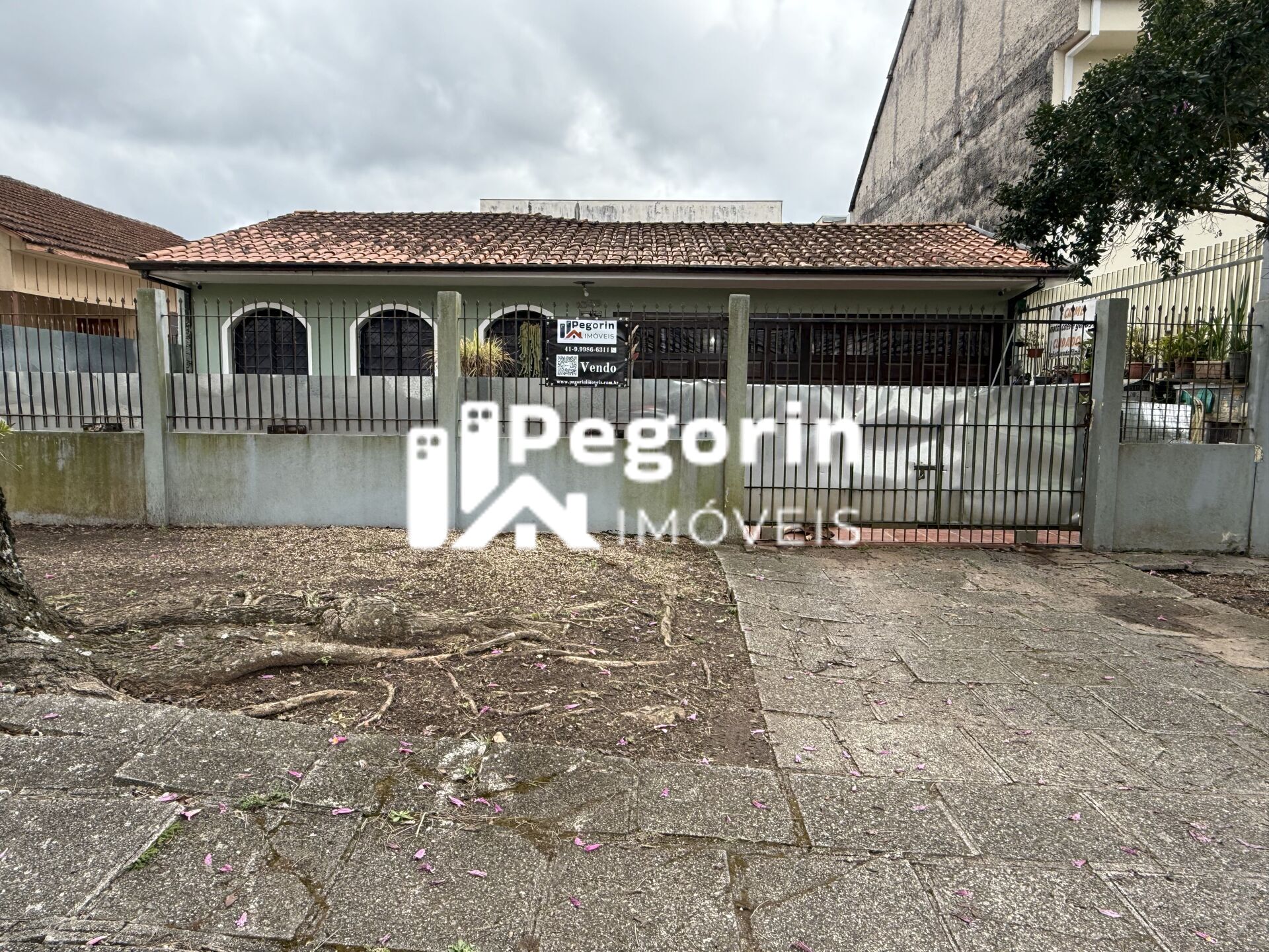 Casa, 4 quartos, 180 m² - Foto 1