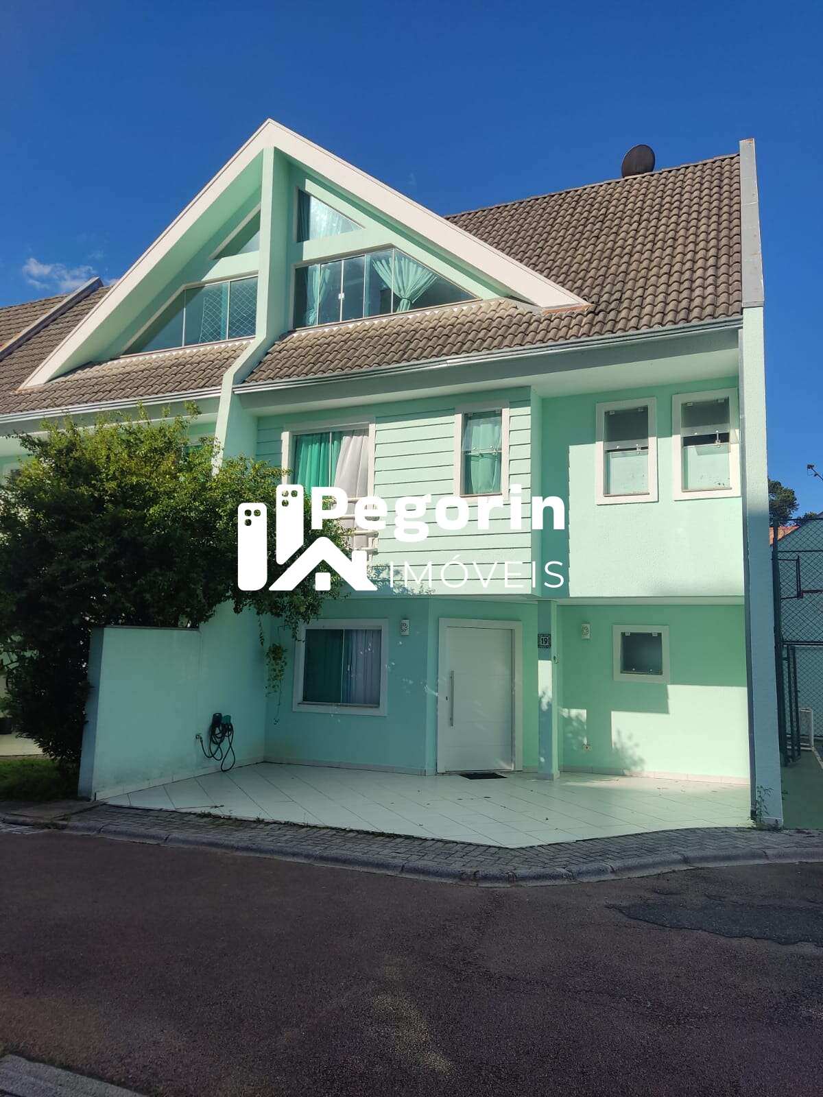 Sobrado, 3 quartos, 189 m² - Foto 2