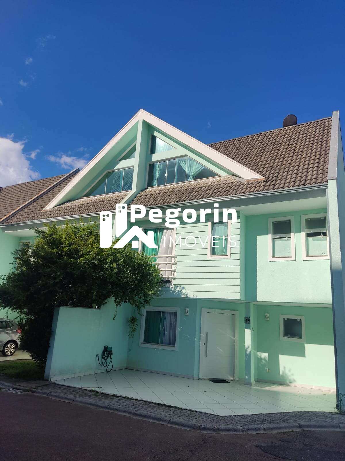 Sobrado, 3 quartos, 189 m² - Foto 1