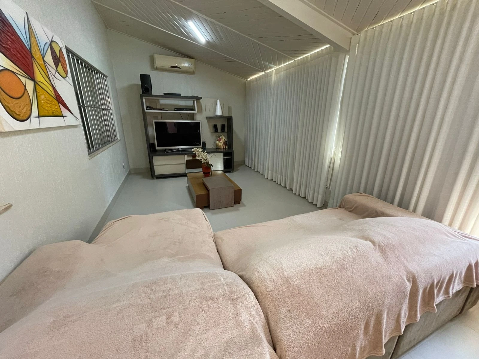 Casa com piscina no Flodoaldo pontes 