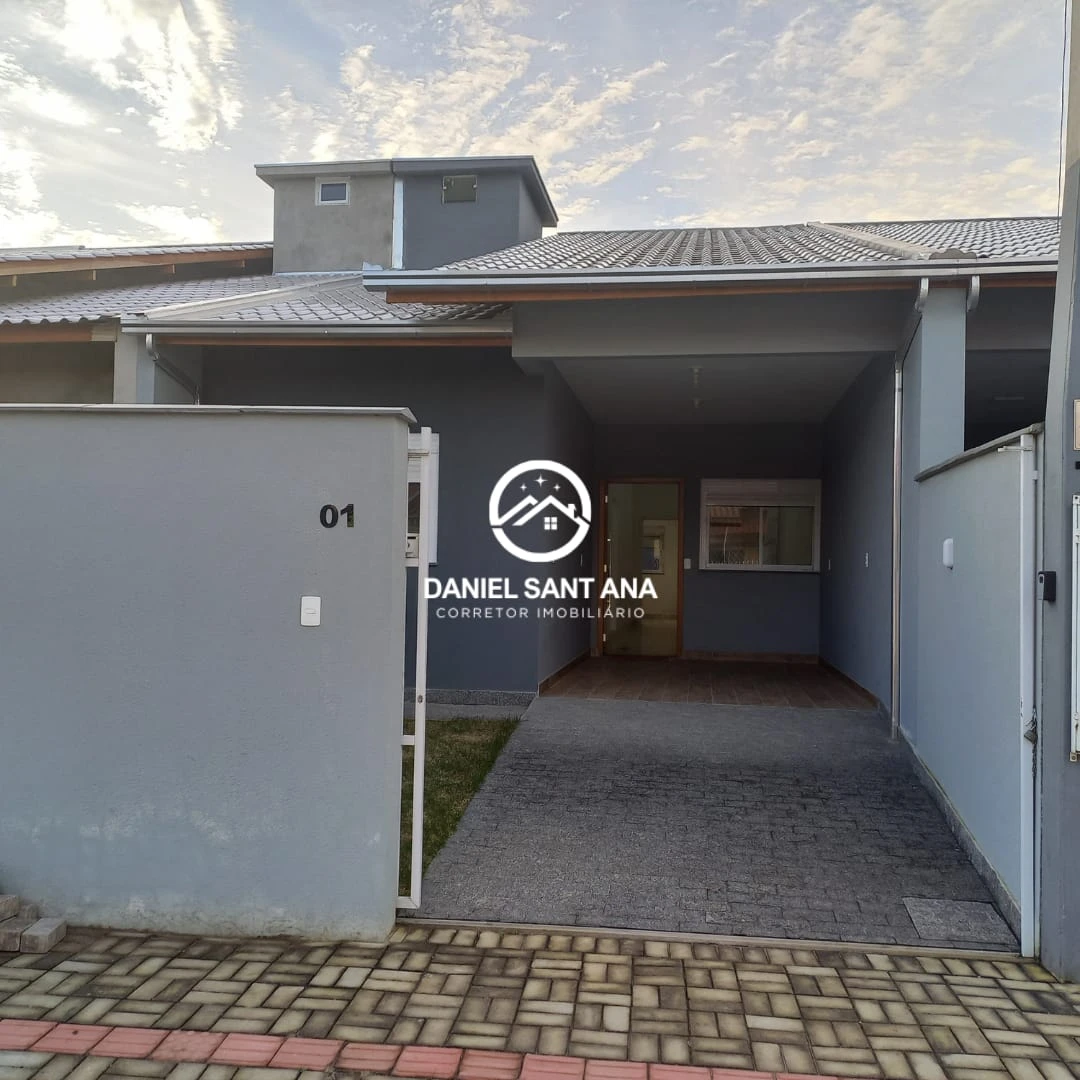 CASA A VENDA  ITACOLOMI/BALNEÁRIO PIÇARRAS SC 650 METROS DA PRAIA