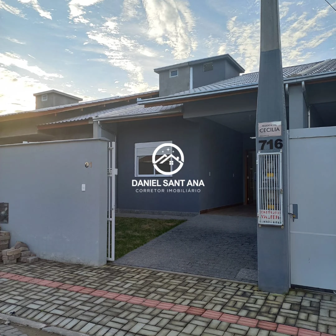 CASA A VENDA  ITACOLOMI/BALNEÁRIO PIÇARRAS SC 650 METROS DA PRAIA