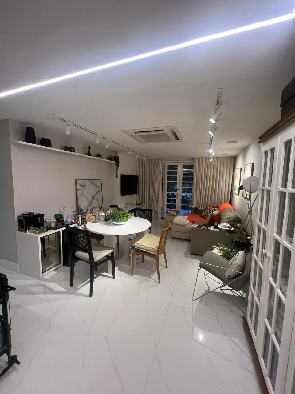 APARTAMENTO TERREO COM GARDEM MARINA RIVERSIDE