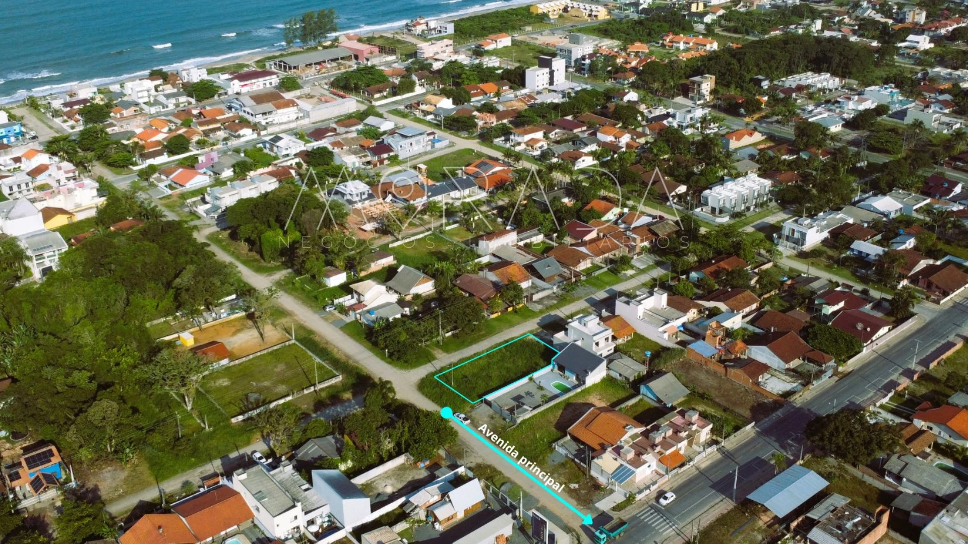 TERRENO DE ESQUINA A 350M DO MAR – SAI MIRIM