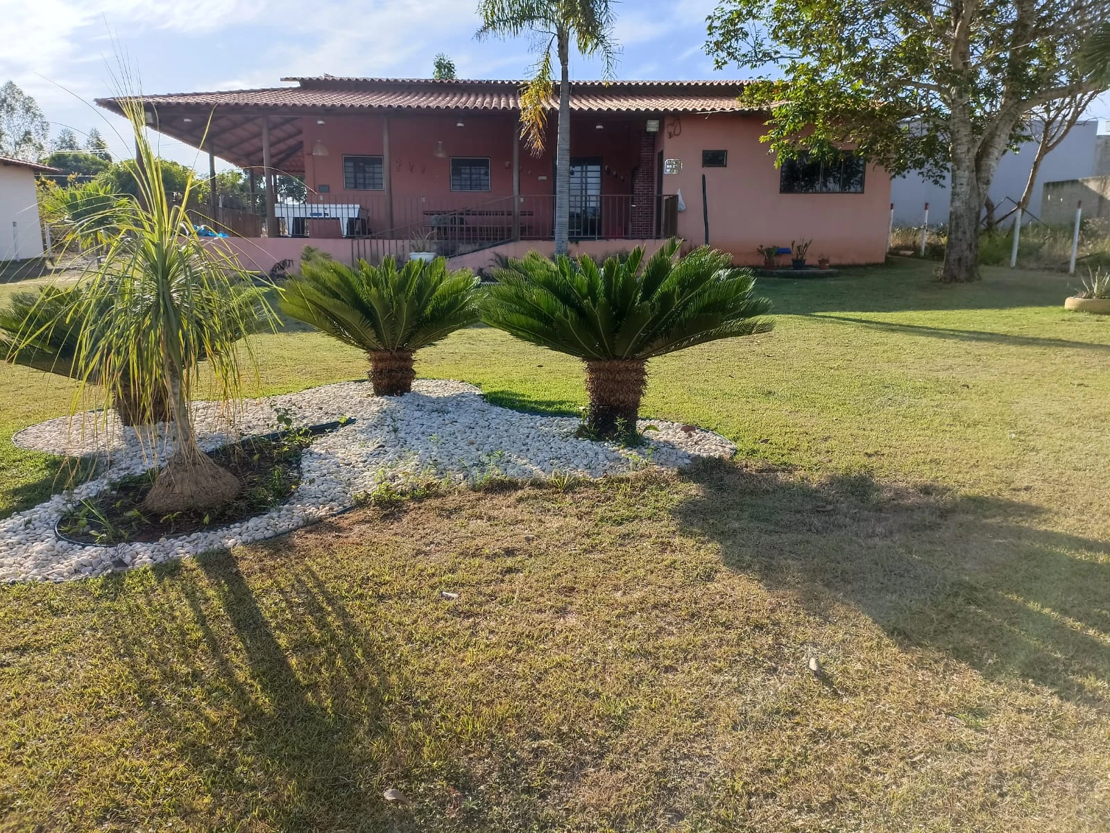 Casas em condomínio no Lago Corumbá IV em Abadiânia - GO