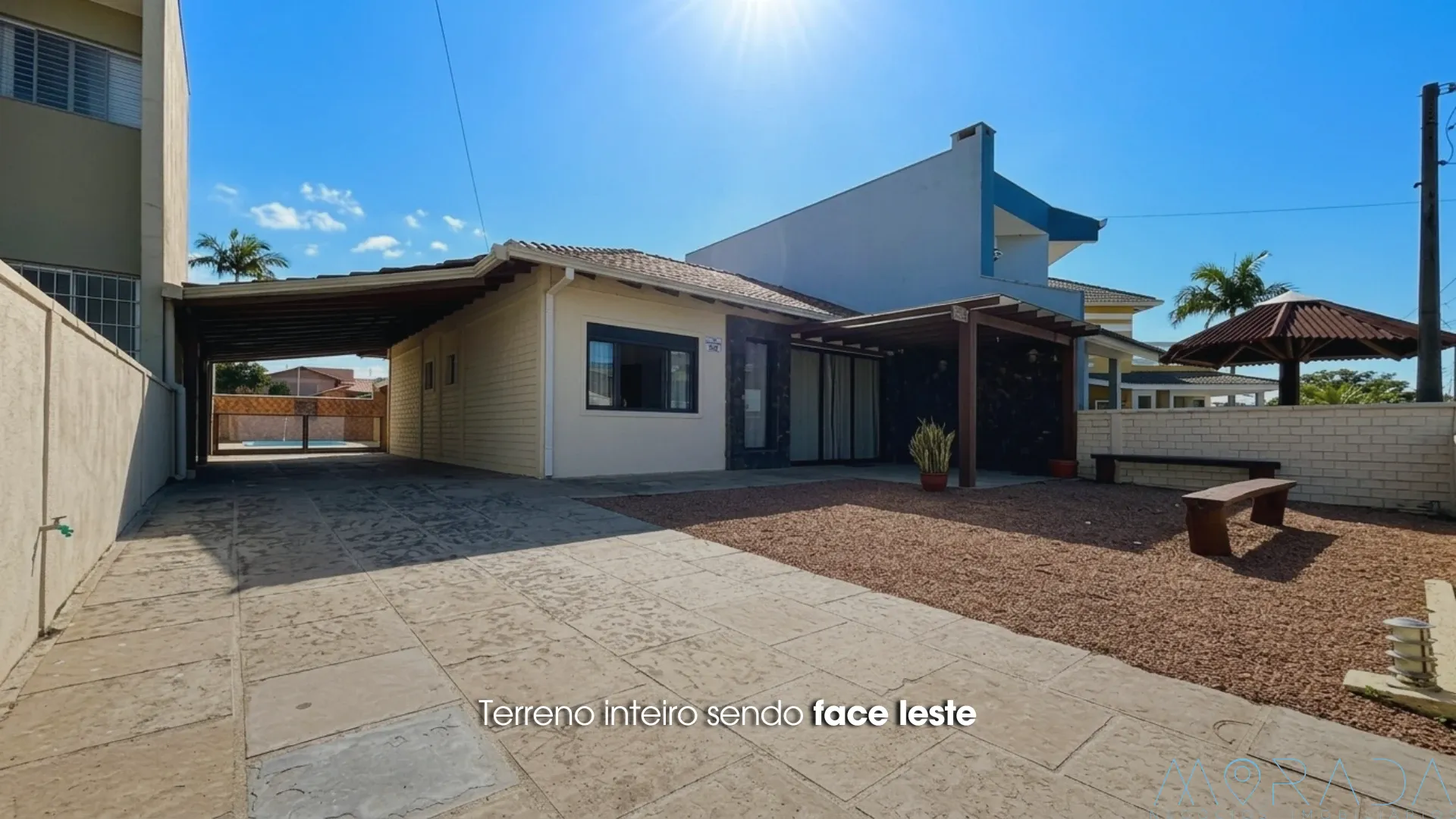 CASA FRENTE MAR AO LADO DA 3° PEDRA