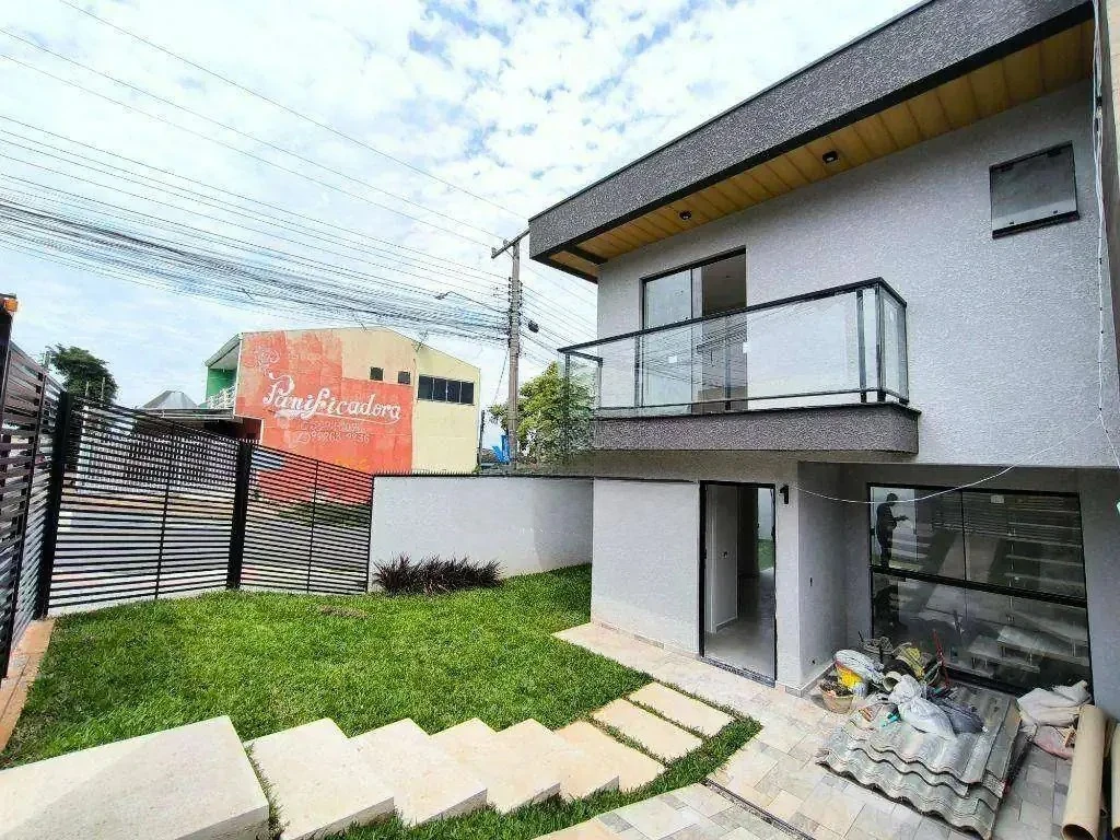 🏡✨ SOBRADO DE ESQUINA À VENDA – ALTO BOQUEIRÃO | CURITIBA ✨🏡
