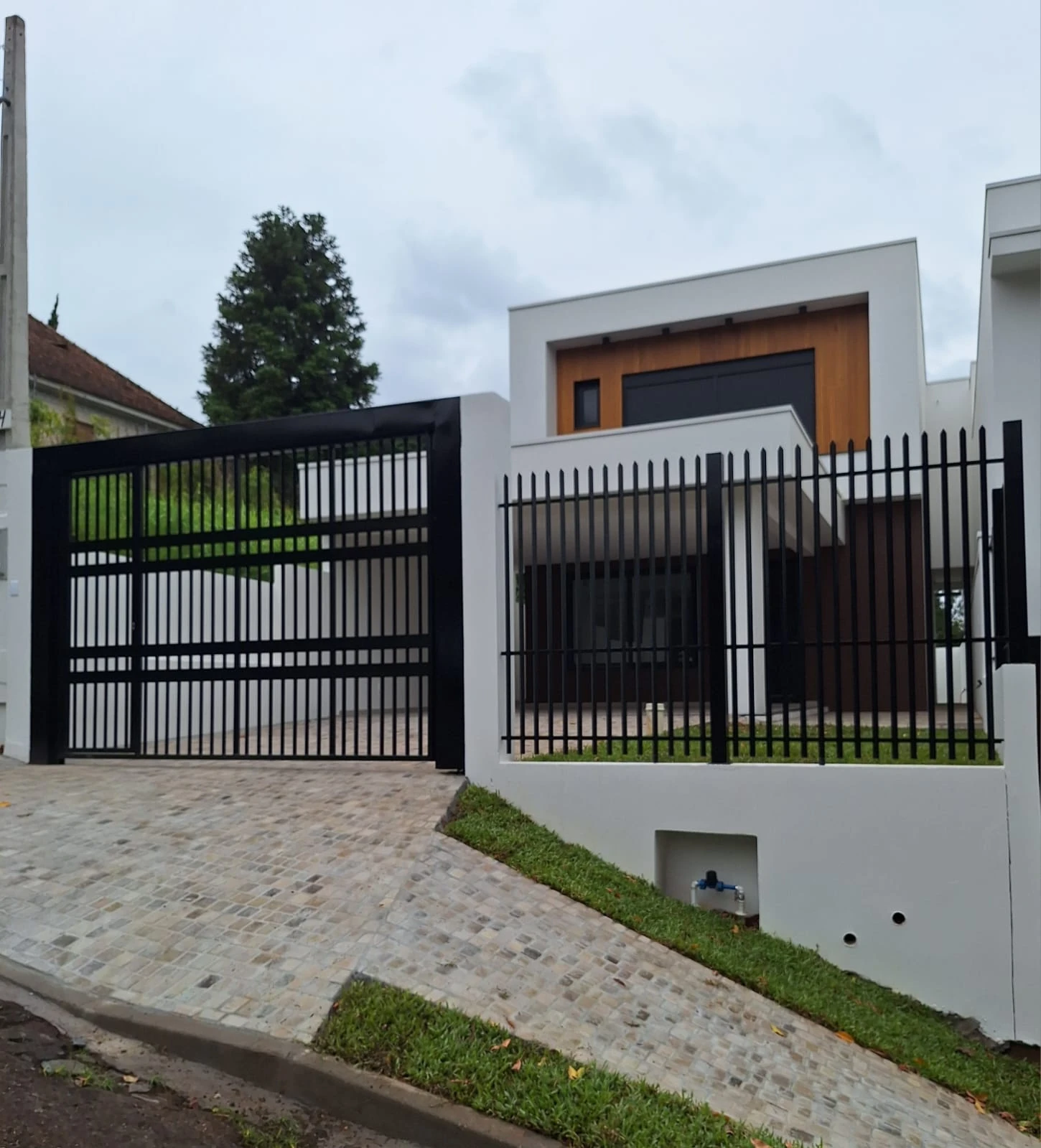 Sobrado 3 quartos em Hamburgo Velho