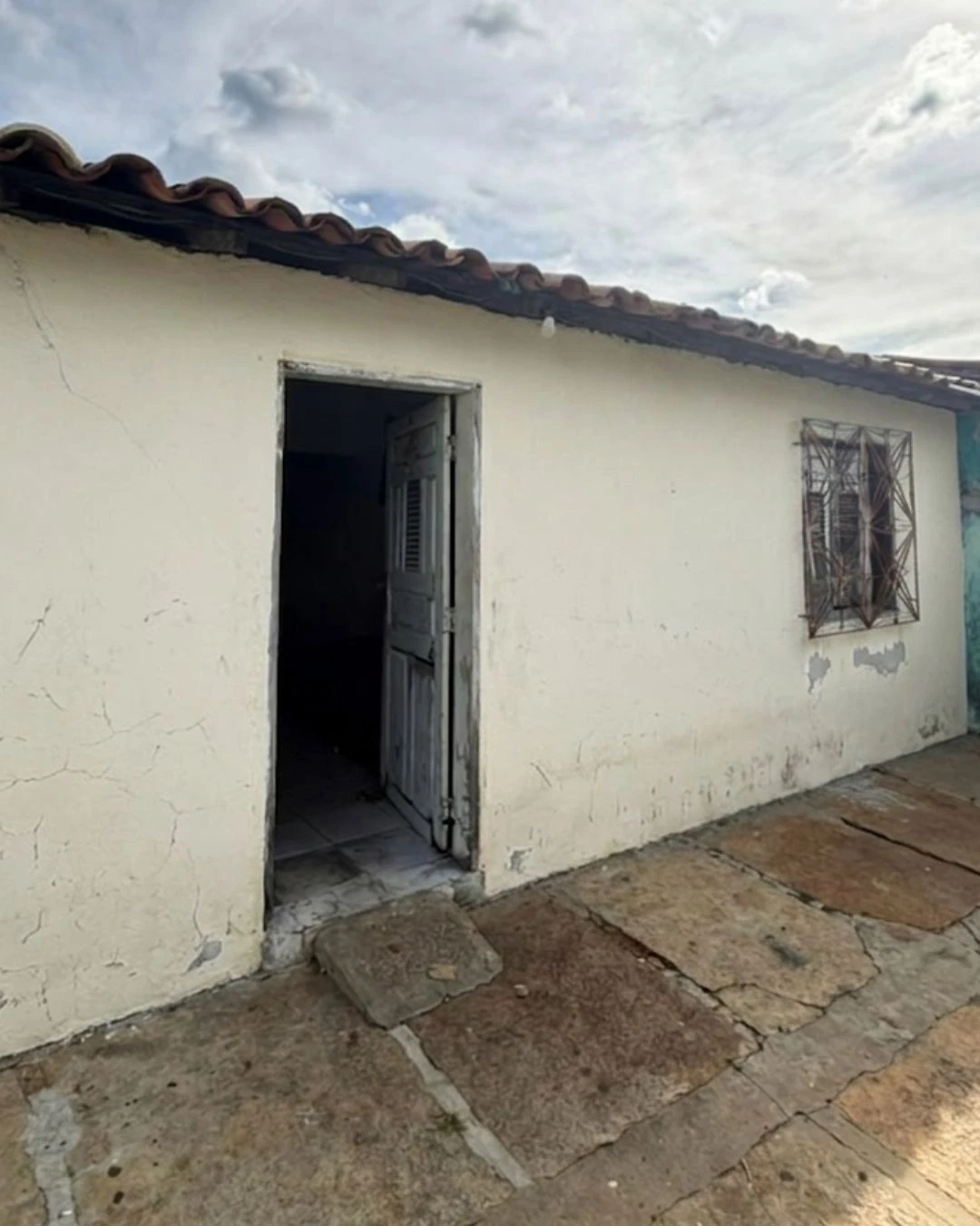 OPORTUNIDADE IMPERDÍVEL CASA NO BAIRRO MUTIRÃO