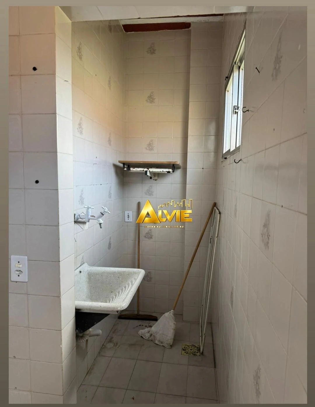 APARTAMENTO - CENTRO DE MARICÁ