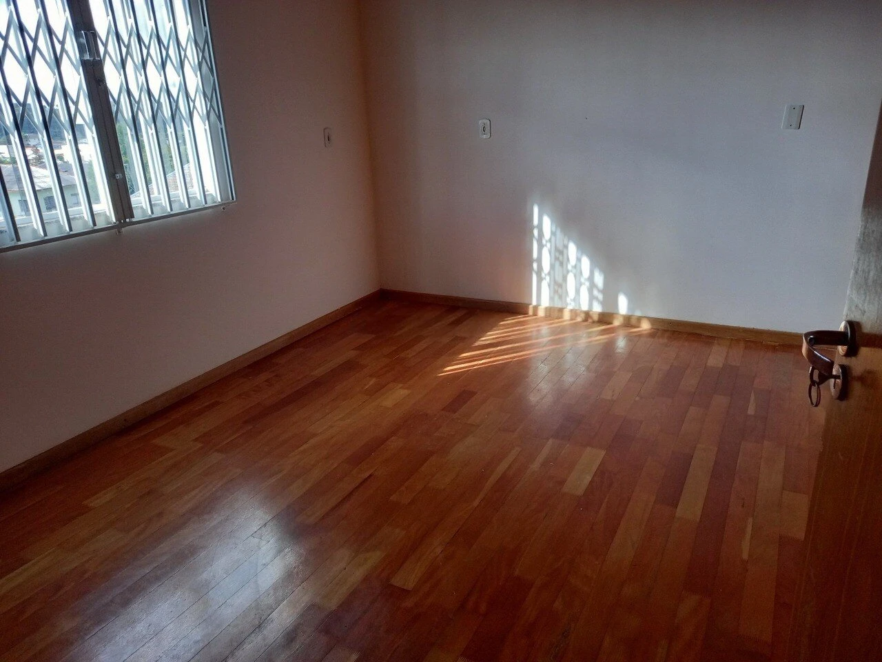 🏡 CASA À VENDA – TIMBU | CAMPINA GRANDE DO SUL/PR