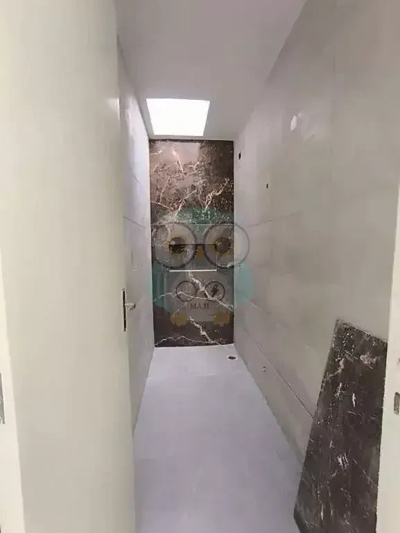 📣 SOBRADO DE ESQUINA À VENDA – CIDADE INDUSTRIAL | CURITIBA/PR📍 Bairro Vitória Régia