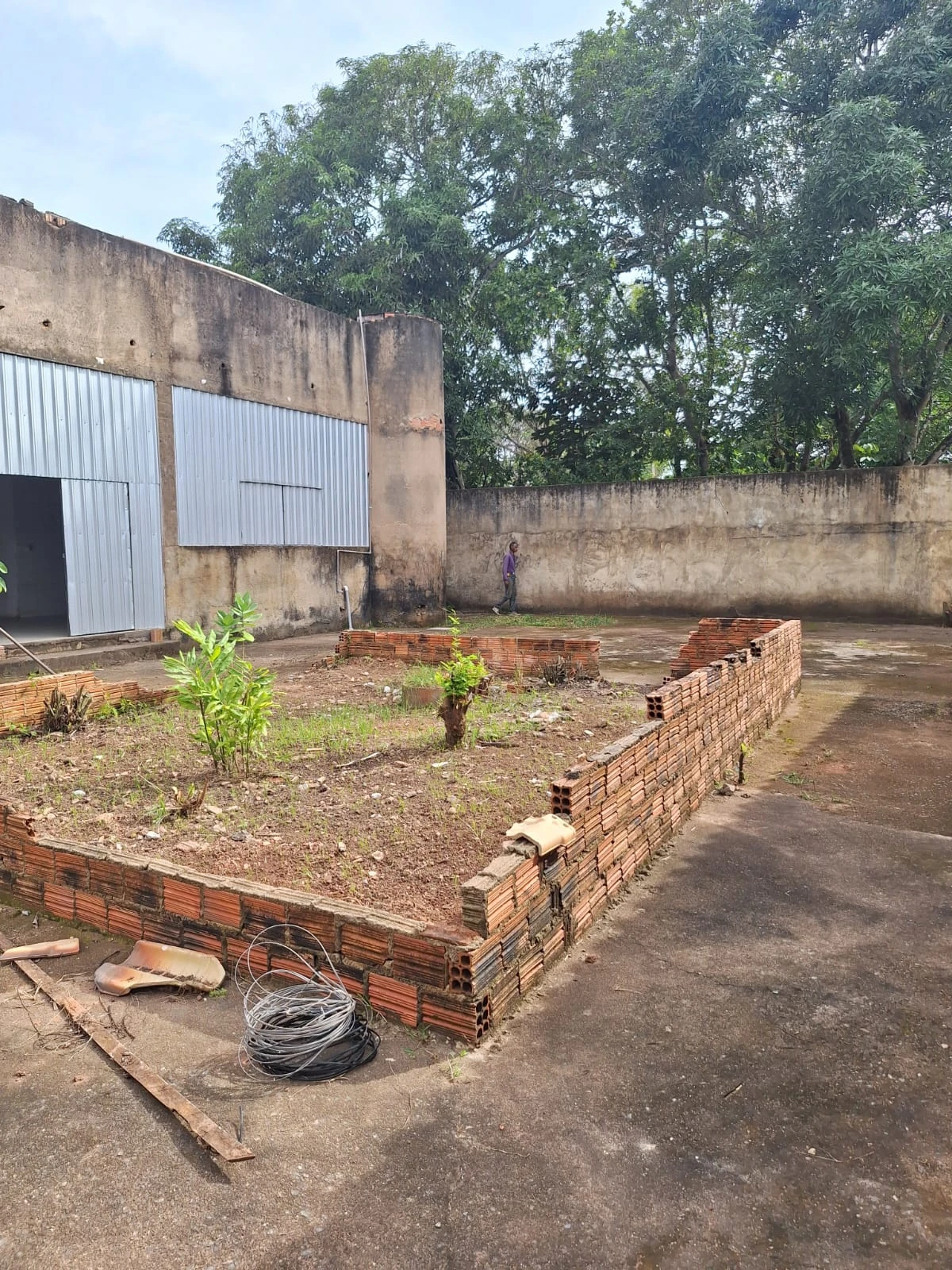 Grande oportunidade de negócio ou investimento – Galpão na Zona Leste