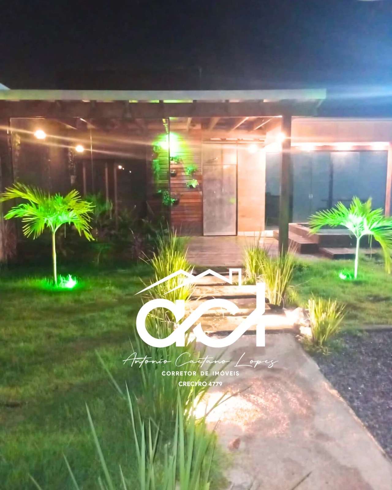 ÓTIMA OPORTUNIDADE DE INVESTIMENTO — Vende-se espaço para eventos totalmente estruturado