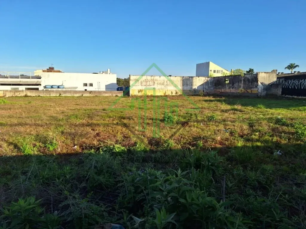 TERRENO PARA CONSTRUIR APARTAMENTOS ESTUDA PERMUTA