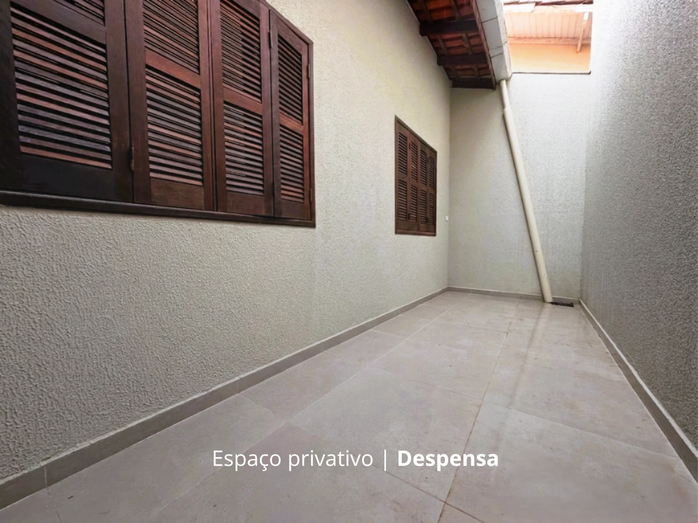 A VERDADEIRA CASA DE PRAIA COM 2 QUARTOS + 1 SUÍTE A 350m DO MAR