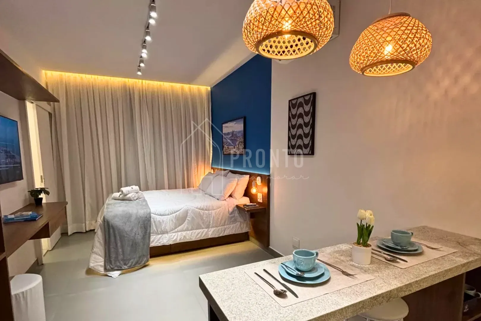 STUDIO/KITNET MOBILIADO EM LARANJEIRAS - RIO DE JANEIRO
