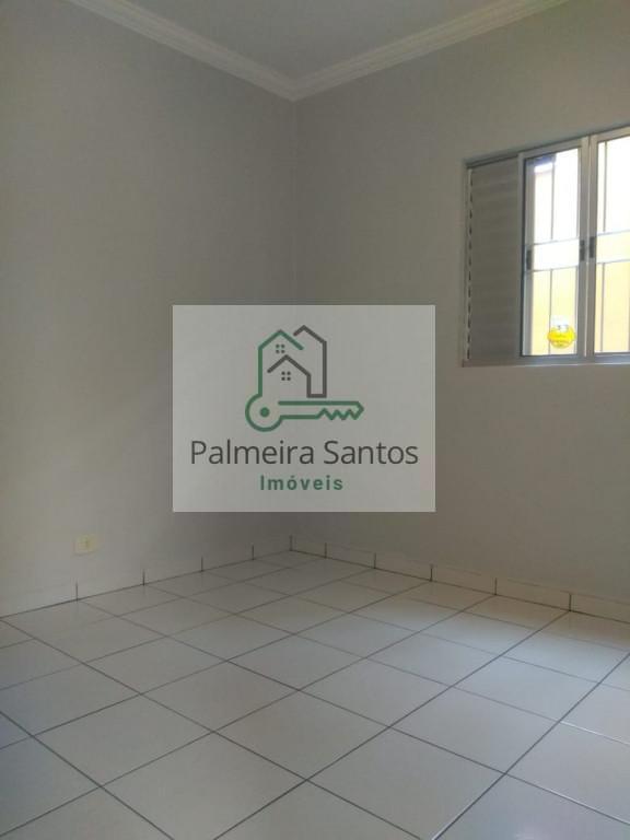 Casa para Venda em São Paulo, Vila Iório, 2 dormitórios, 1 banheiro, 1 vaga