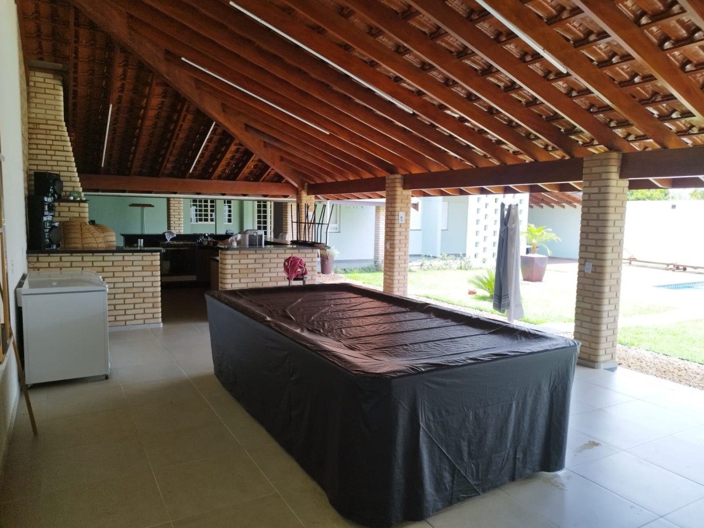 Chácara para Venda em Paulínia, Nova Veneza, 4 dormitórios, 2 suítes, 4 banheiros, 8 vagas