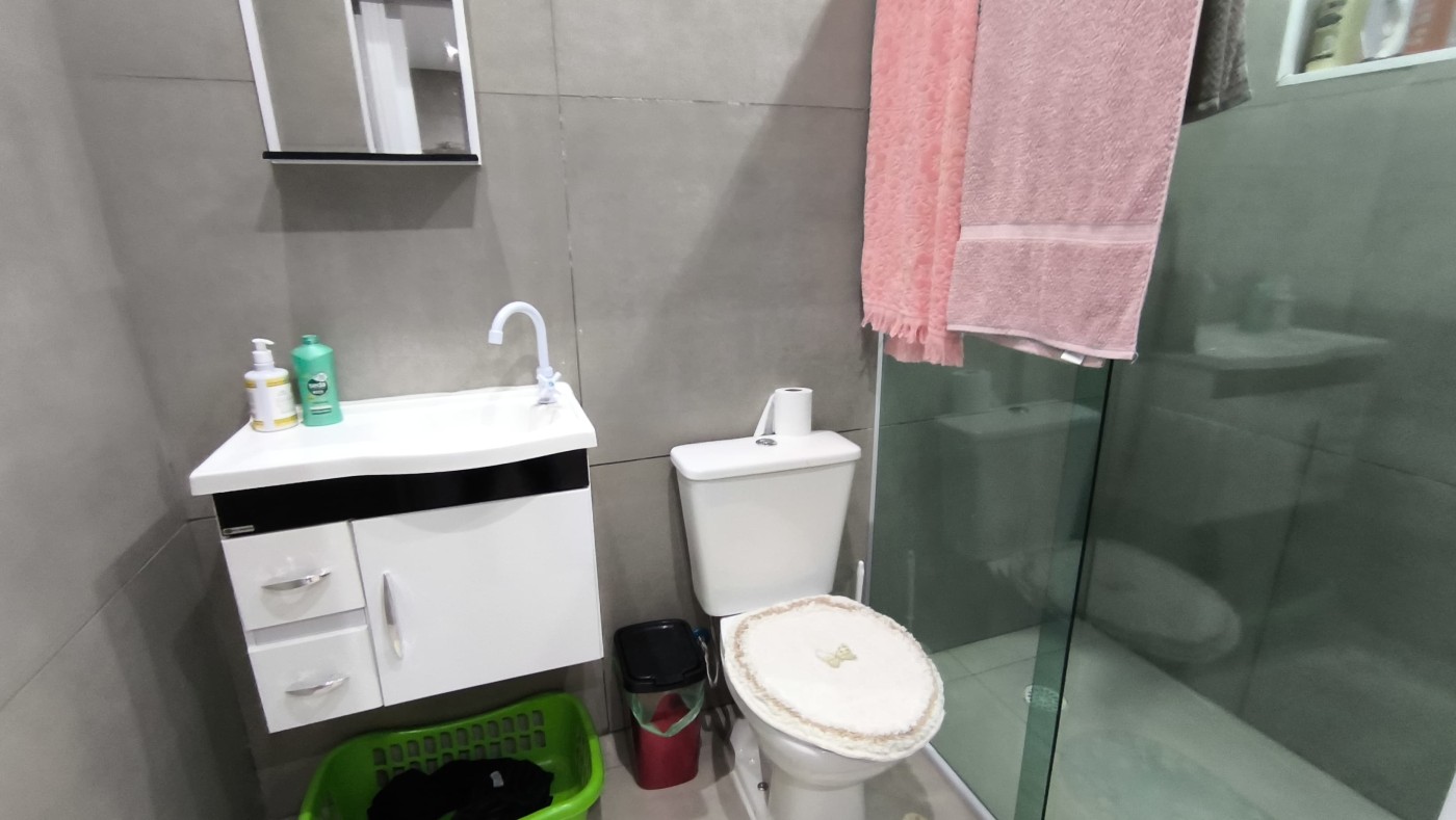 Casa para Venda em Caieiras, Laranjeiras, 2 dormitórios, 2 banheiros