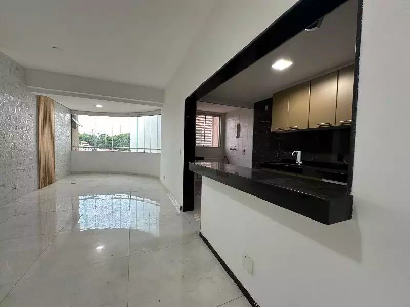 Apartamento para venda no centro com 03 quartos.
