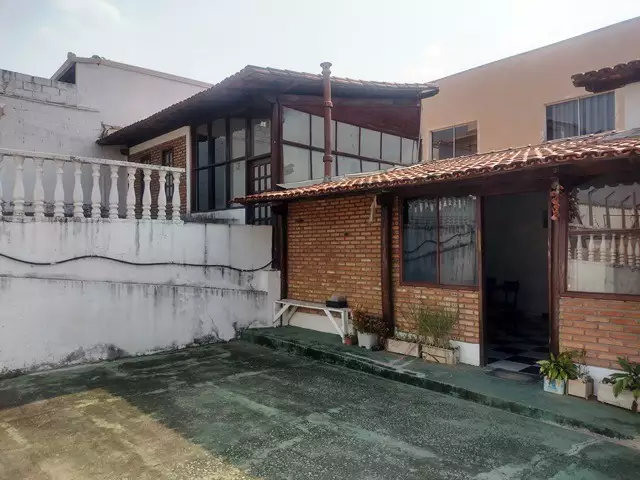 Casa em Betim bairro Ponte Alta em dois lotes de 1.120m2