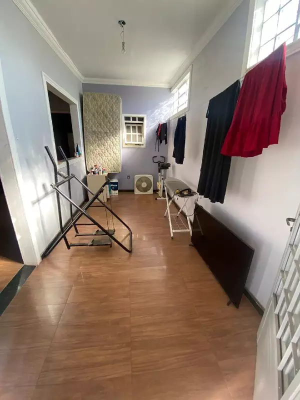 Casa à venda, 4 quartos, 1 suíte, chacara - Betim/MG