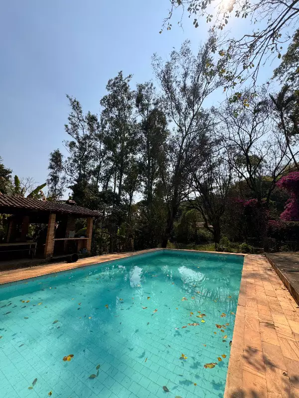Lindo sítio com área total de 20.000m²