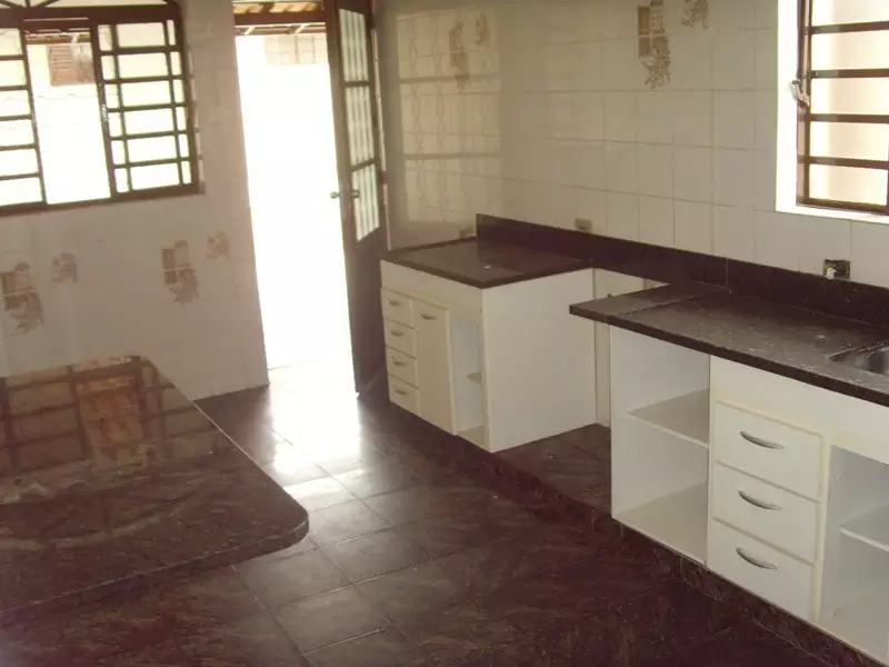 Miniatura 12