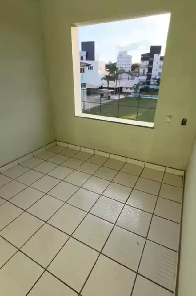 Oportunidade em área comercial - Prédio comercial.