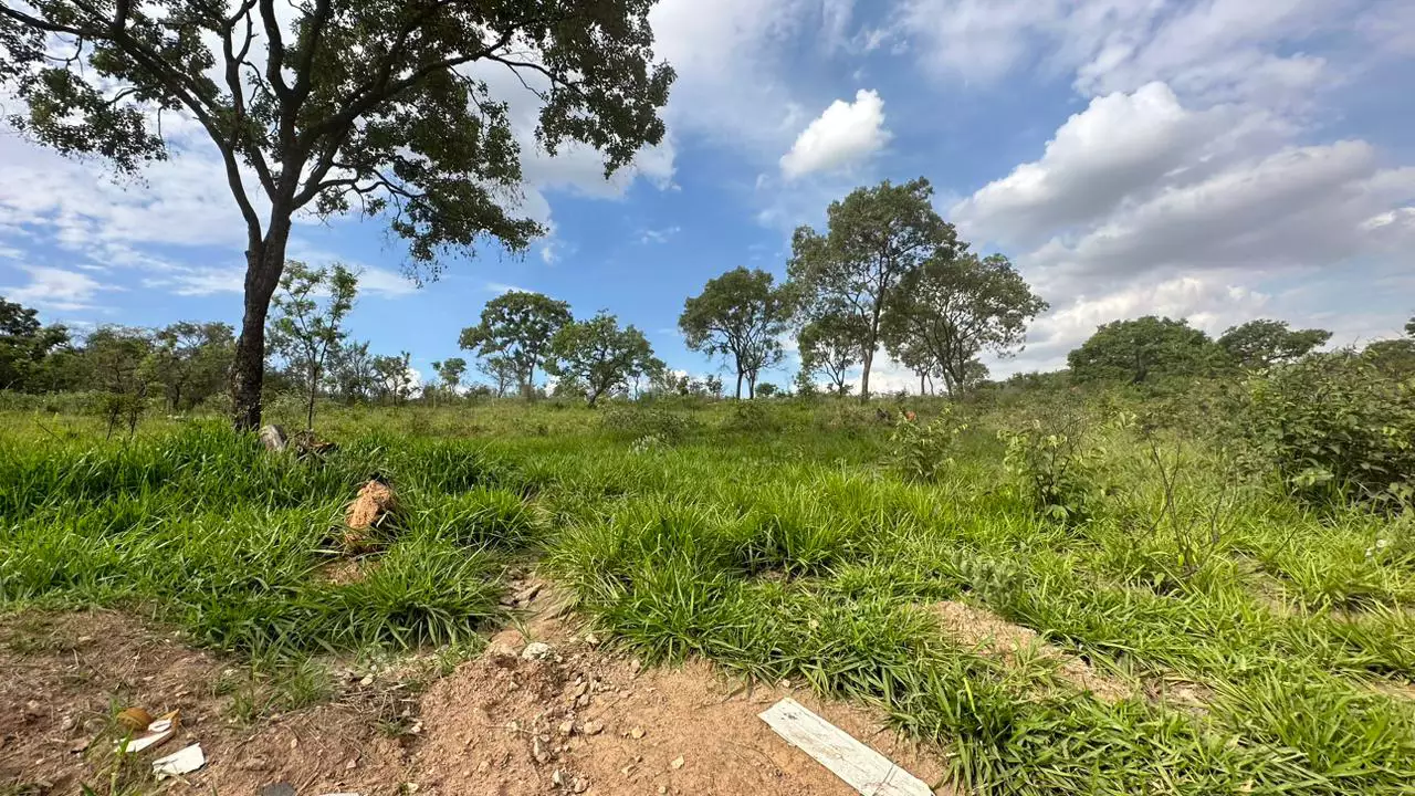 Terreno de 53.000m2 à venda no Bandeirinhas